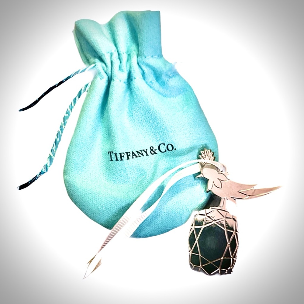 NEW Tiffany & Co. Bird on a Rock Pendant Ornament Charm Gift Pouch Silver RARE! - Picture 2 of 6